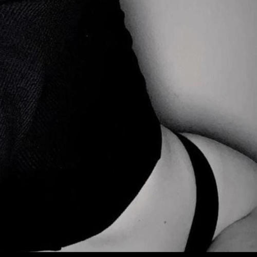 hoe (feat. sxulf) [Explicit]