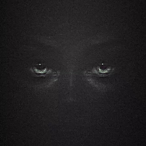 OLHOS SAFIRA (Explicit)