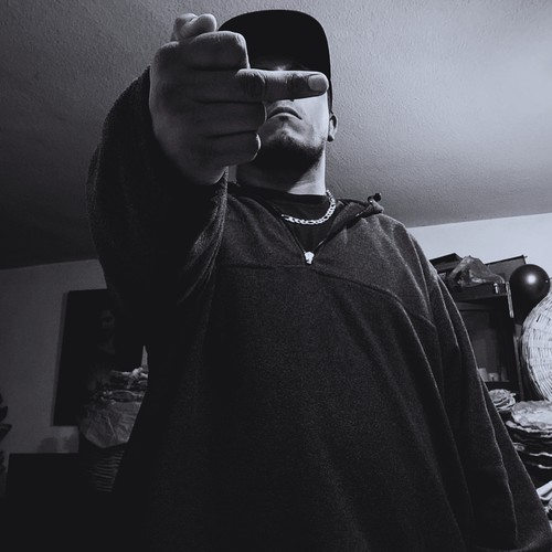 Lejos Del Cielo (Explicit)