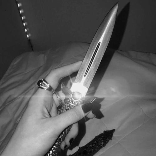 Blood Run Blade (Explicit)