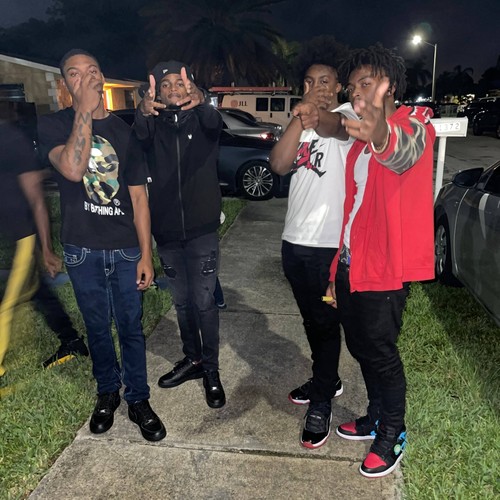 Ahead of Who? (feat. Jsw3rv & Road Runna) [Explicit]