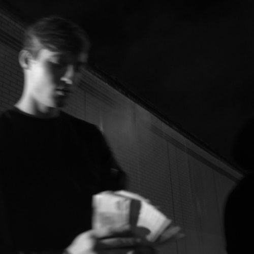 Любовь/Деньги (Explicit)