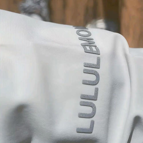 Lululemon (feat. Muddyboi)