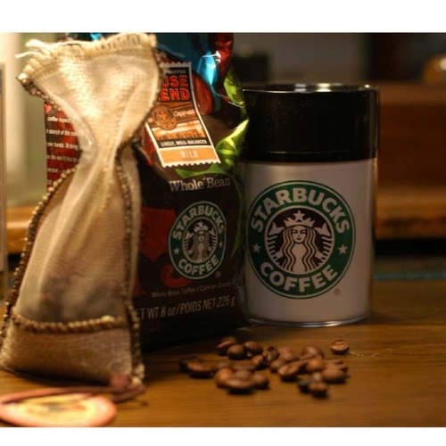 小炎抖腿，举手干杯