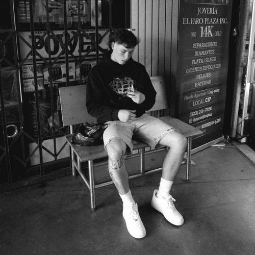 Todo sigue bien (feat. Carlos Carrasco)