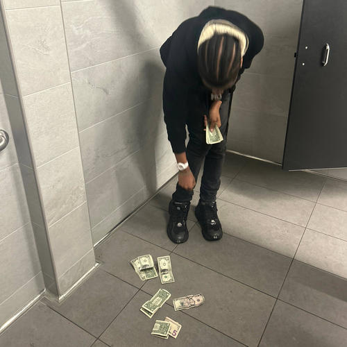 LOVE DIFFRENT-FTO2MO (Explicit)