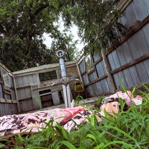 escape room (Explicit)