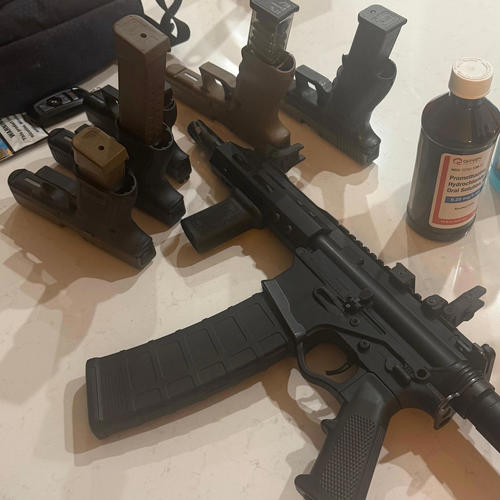 Trappin out da yo (Explicit)