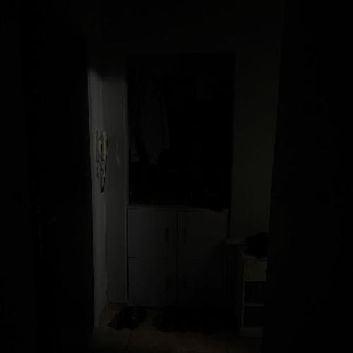 dnes se vyžívám ve vzpomínkách, co se nikdy nestaly