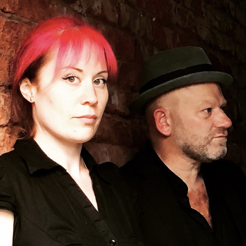 Pawb Yn Dweud - Everybody Says (Single)