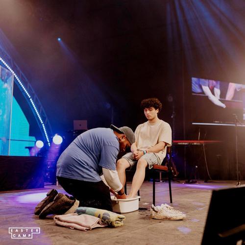 Teach me to love (feat. Marcus Burton) [Acoustic]