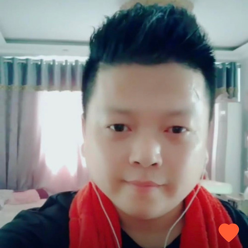 默默爱你的小丑伴奏