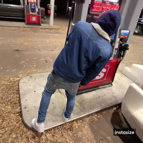 Regal (feat. Mallygotem) [Explicit]