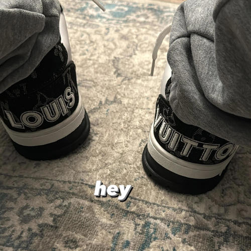 run! (feat. lunah) [Explicit]