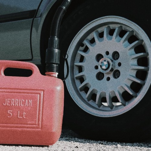 Meninos Recauchutados (feat. SLOWMXBEATZ & Yung Denzo) [Explicit]