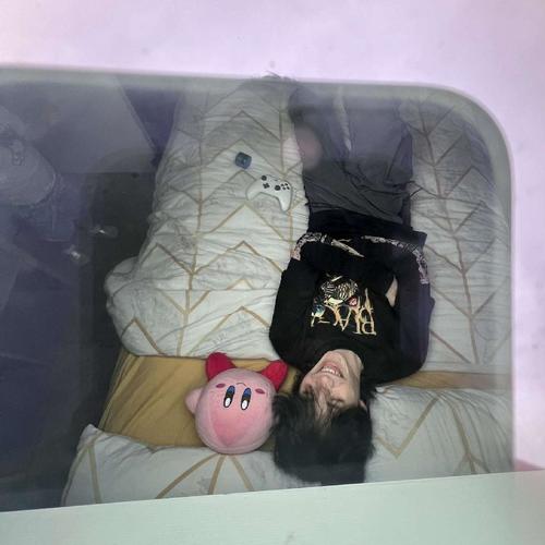 just 4 u (feat. Woonerf)