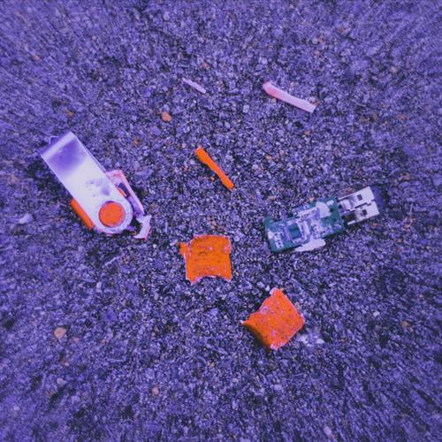 thumbdrive (Explicit)