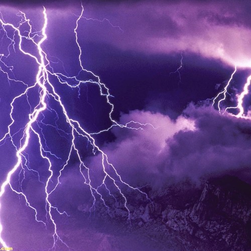 Tormentas (feat. XavierX Beatz)