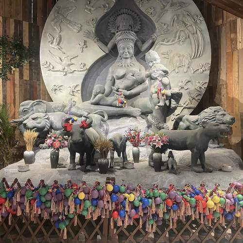 兄弟姐妹相聚一堂