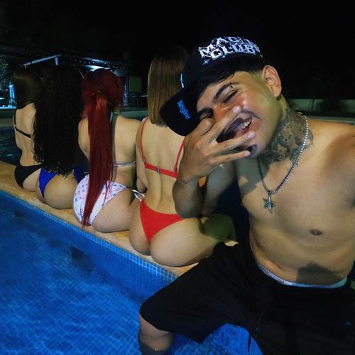 WIKY WIKY (Explicit)