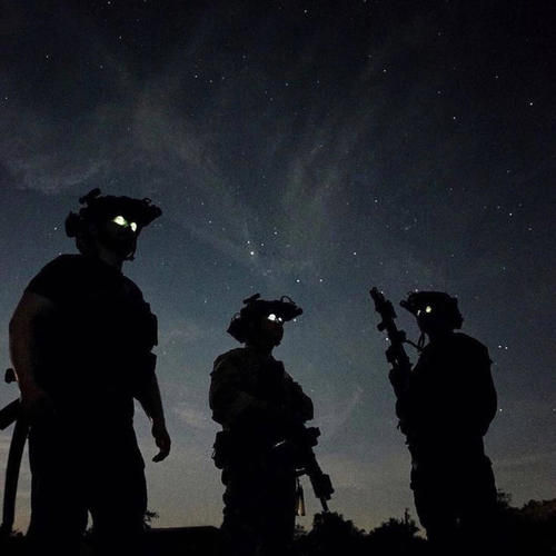 Front Line (feat. Babysosa) [Explicit]