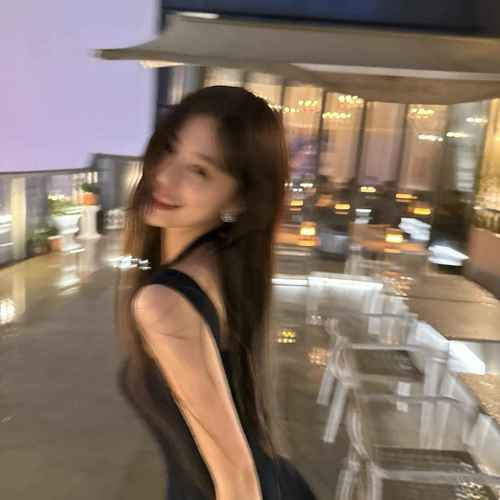 听毒药DJ过主角人生