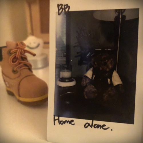 혼자인 내 방이 좋아 (Home alone)