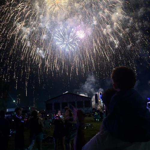 4th Of July (feat. Kayla) [Explicit]