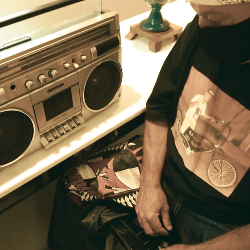 Mundão Girou (Explicit)