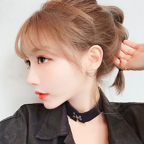 不懂事(英语版)