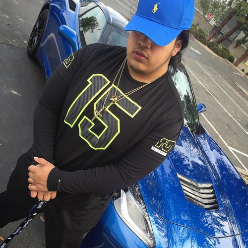 Lookin' over niggas (feat. Bluehuunid$$) (Explicit)