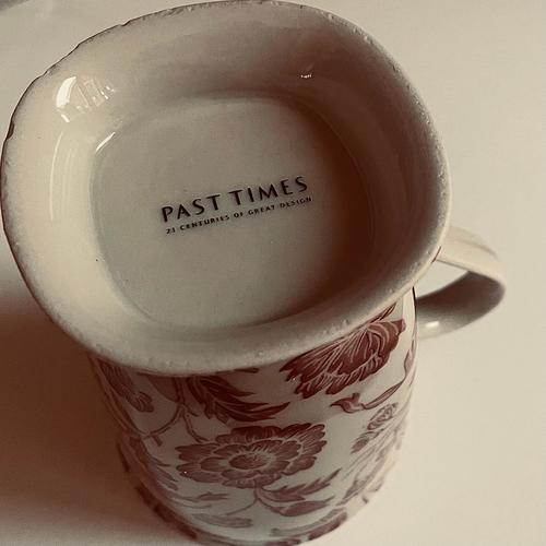 PAST TIMES (feat. DAYSHAWN & holy shape)