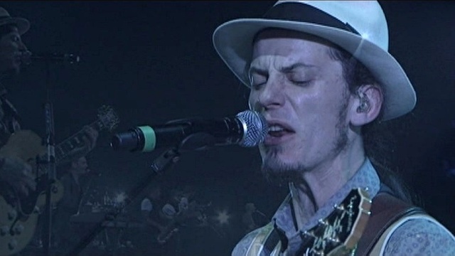 Tryo - Sortez-les (Tryo détourne Bercy 2009) (Live)