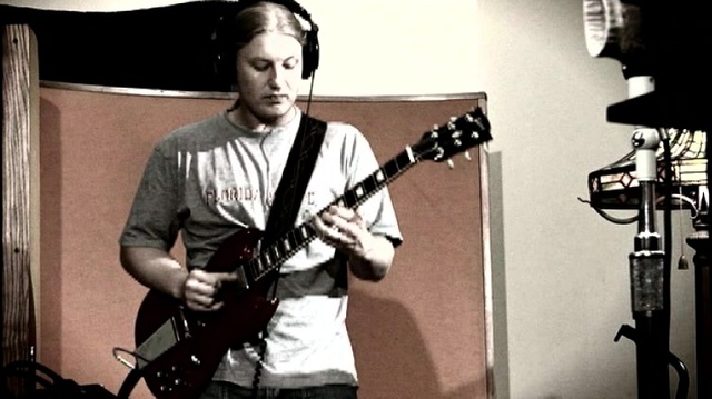 The Derek Trucks Band - Down Don't Bother Me