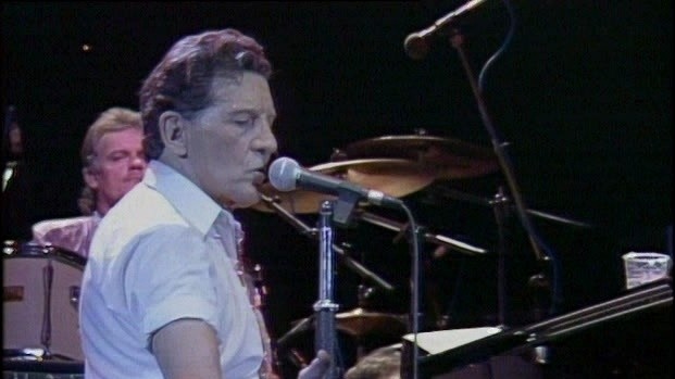 Jerry Lee Lewis - Great Balls Of Fire (Live)
