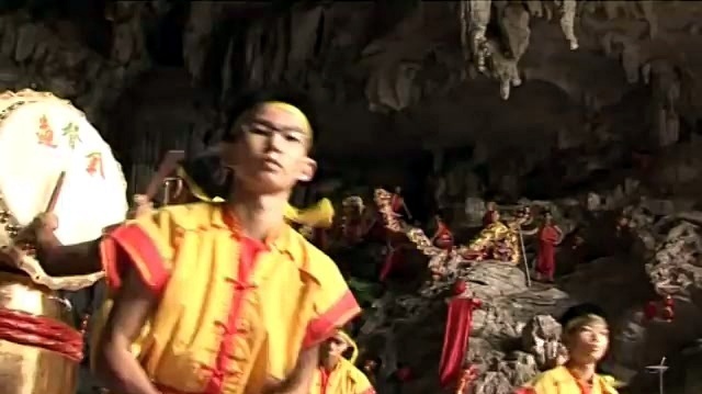 吴泓君 - 十方财神大拜年 (KTV版)