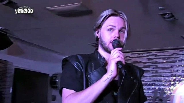 Daniel Schuhmacher - I Lose Myself In The Music (Live)