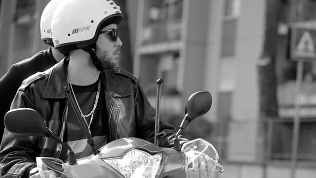 Gigi D'Alessio - Guaglione