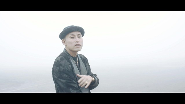 Disry - Under Pressure