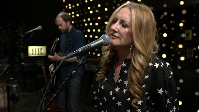 Lee Ann Womack - Mama Lost Her Smile (Live At KEXP 2018/03/02)