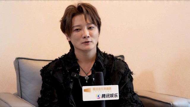 阿沁 - 专访预告|阿沁走偶像路线?才华和颜值的竞争对象竟然是……