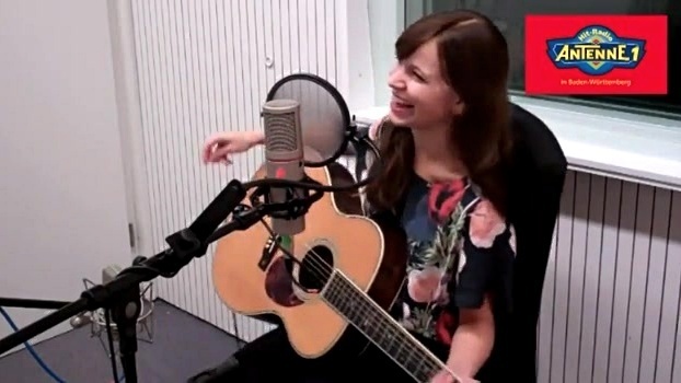 Marit Larsen - If A Song Could Get Me You（Unplugged live） (Live)