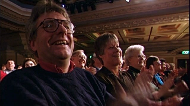 Bill & Gloria Gaither - Give You The Praise (Live)