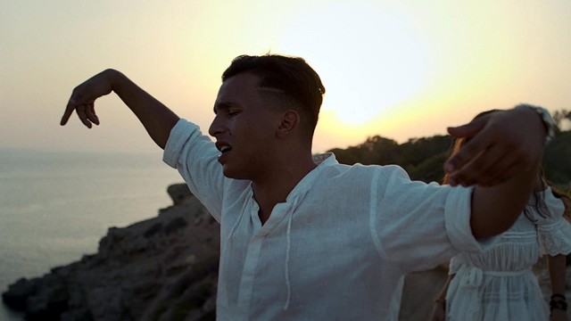 Soufiane Eddyani - Mamacita