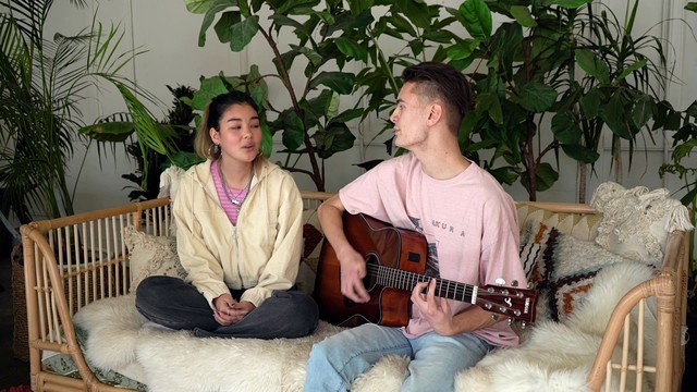 Ant Saunders - Yellow Hearts(feat. Audrey Mika) (Acoustic)