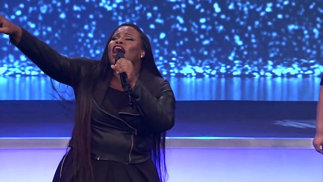 Tasha Cobbs - Fill Me Up / Overflow (Medley/Live) (Live)