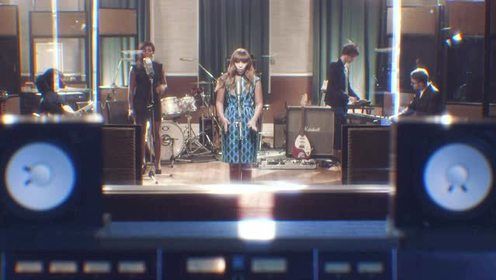 Rebecca Ferguson - Teach Me How to Be Loved