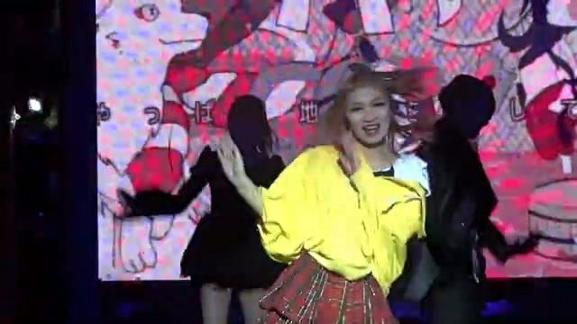 舞蹈视频 - 【大香蕉音乐祭】神的随波逐流-3人 果然三个人跳这个乱的一b///OTZ (饭制版)