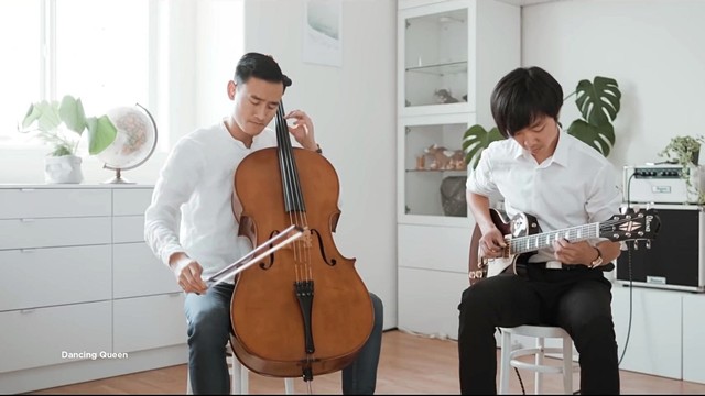 Nicholas Yee - Mamma Mia! Medley (Acoustic)