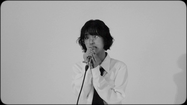 MOVNING - 메딕 (Feat.ADORA) (Medic)